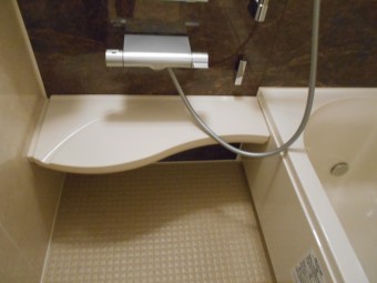 浴室のサイズアップを実現!10cm大きな浴槽でゆっくりと 浴室のサイズアップを実現!10cm大きな浴槽でゆっくりと